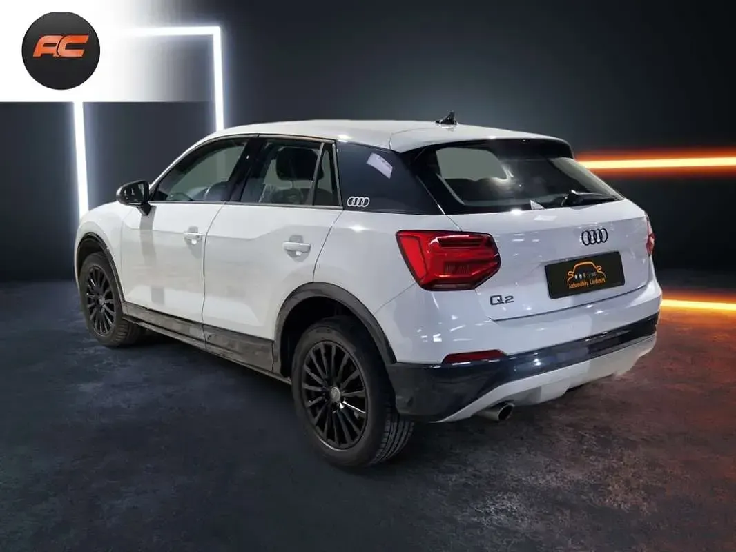 Usado Audi Q2 Ambiente 116 CV (85 kW) 2020 Blanco SUV