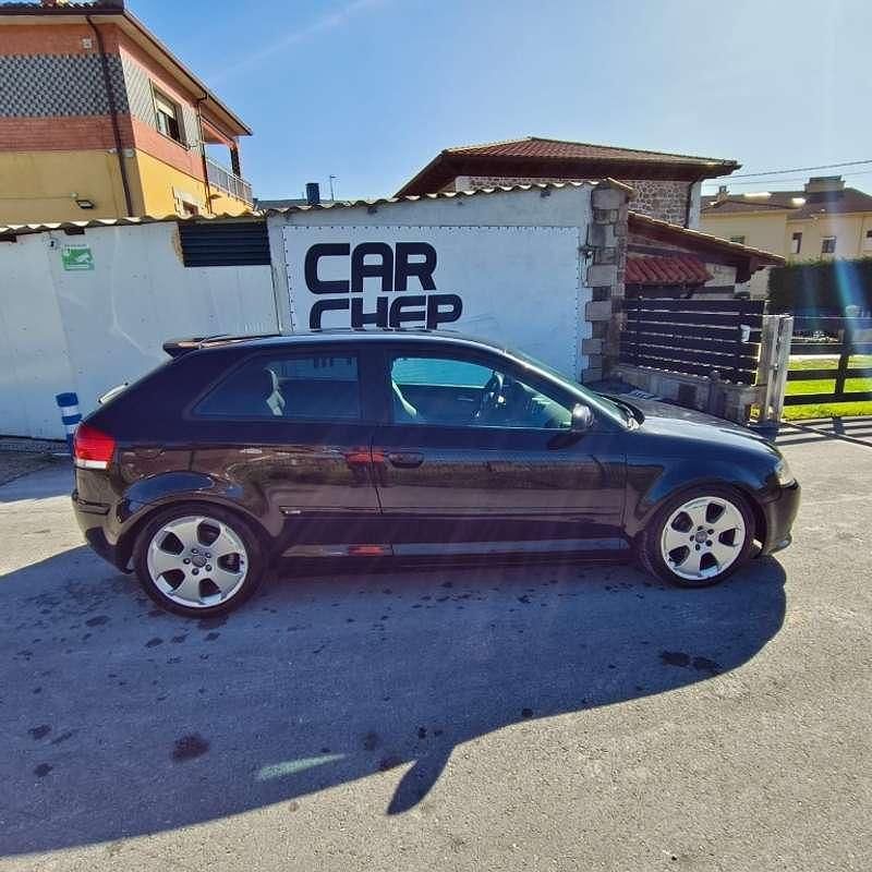 Usado Audi A3 Ambition 170 CV (125 kW) 2006 Negro Utilitario
