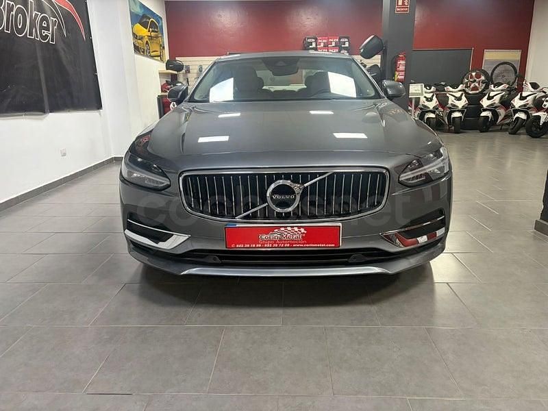 Usado Volvo S90 Inscription 190 CV (139 kW) 2020 Gris / plata Berlina