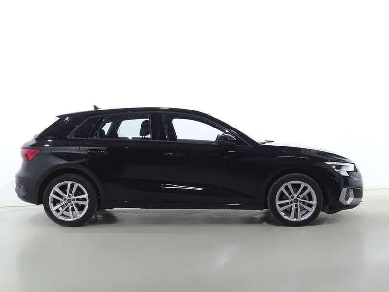 Usado Audi A3 Sportback Advanced 116 CV (85 kW) 2023 Negro Utilitario