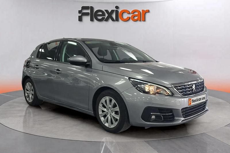 Gris Usado 2020 Peugeot 308 Style Berlina | 8990 € (Super precio) - Imagen 1/4