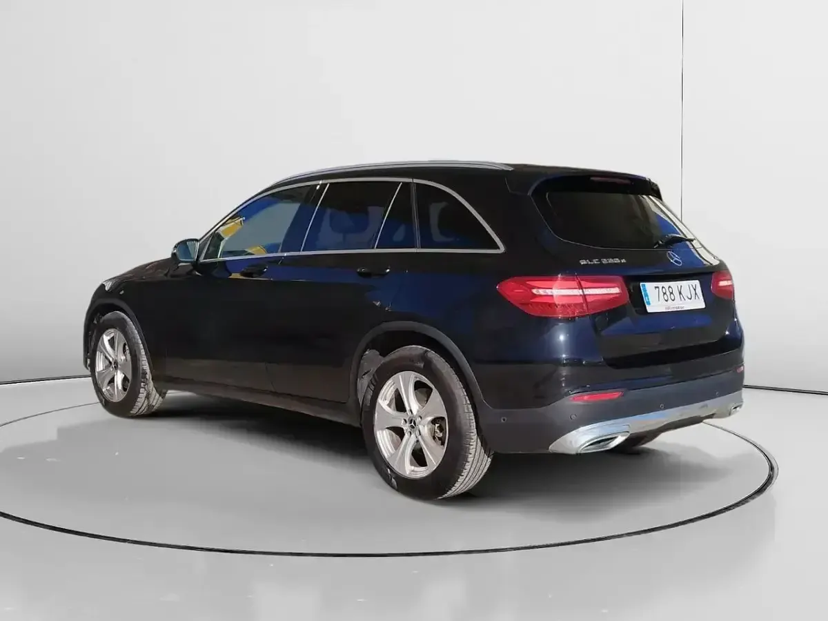 Usado Mercedes GLC220 170 CV (125 kW) 2018 Negro SUV