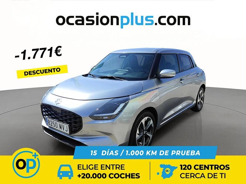 Usado Suzuki Swift 83 CV (61 kW) 2024 Gris Utilitario