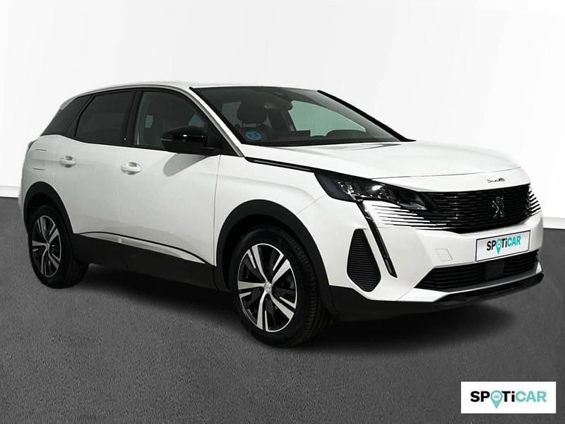 Usado Peugeot 3008 Allure 130 CV (95 kW) 2024 Blanco SUV