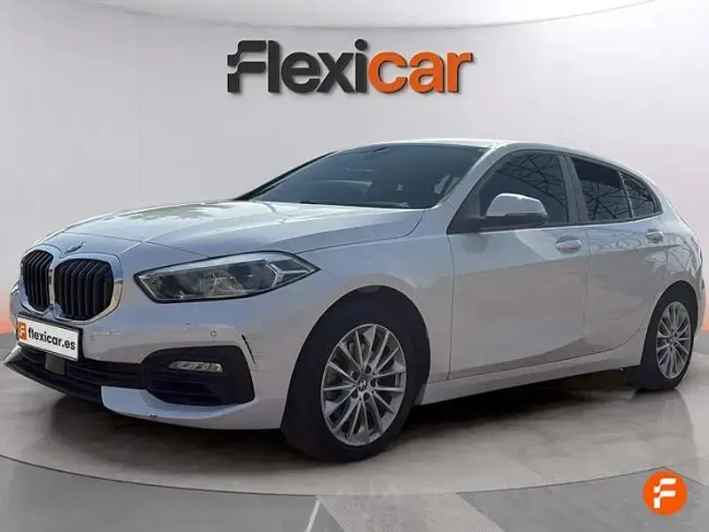 Usado BMW 118 140 CV (102 kW) 2020 Blanco Berlina