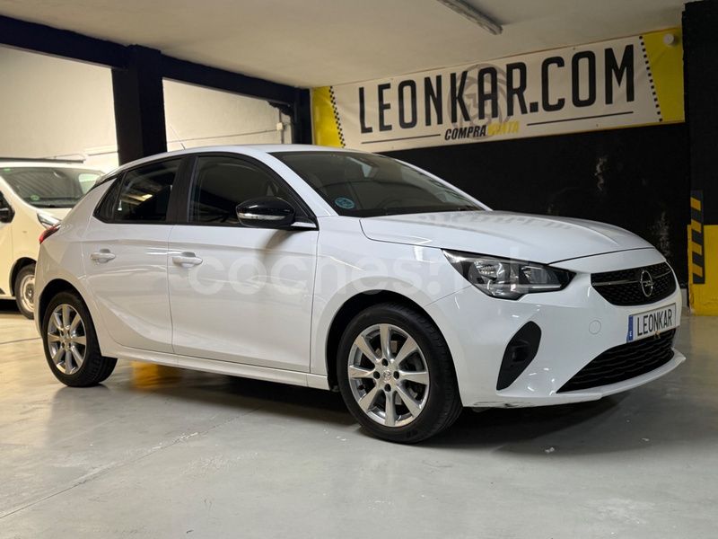 Usado Opel Corsa Edition 102 HP (75 kW) 2021 Branco Sedan