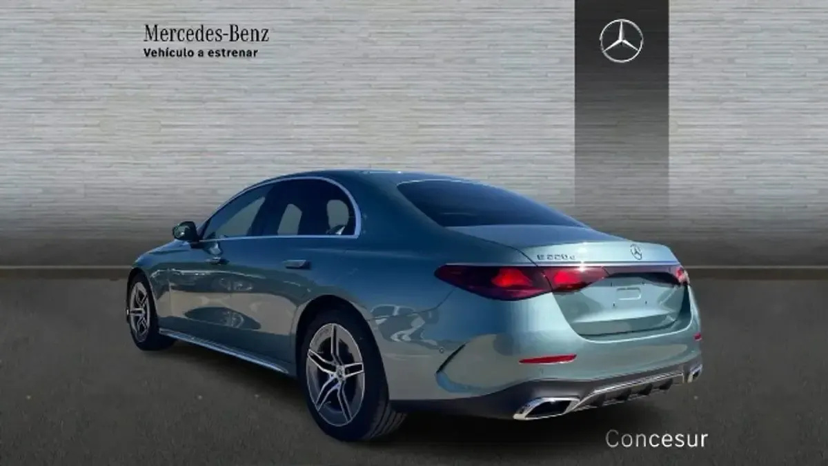 Usado Mercedes E220 197 CV (144 kW) 2026 Verde Berlina