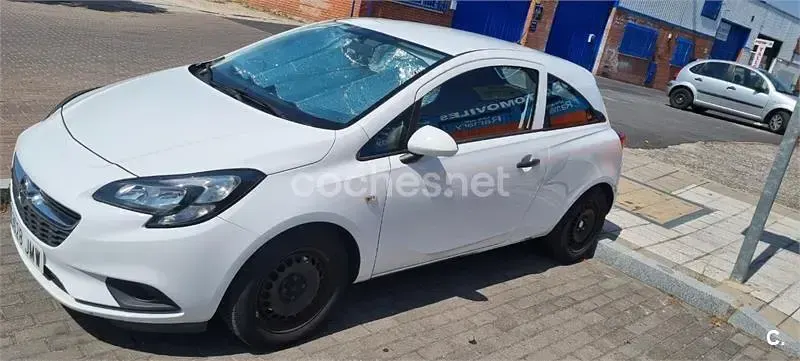 Usado Opel Corsa Business 75 CV (55 kW) 2016 Blanco Utilitario