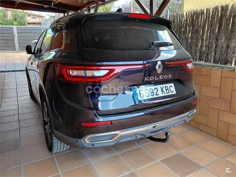 Usado Renault Koleos Initiale 177 CV (130 kW) 2017 Violeta / lila SUV