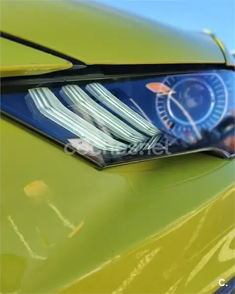 Usado Ford Mustang GT 450 CV (330 kW) 2022 Amarillo Descapotable