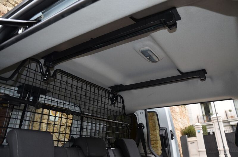 Usado Ford Transit Trend 100 CV (73 kW) 2020 Blanco Familiar