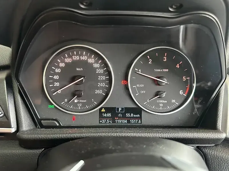 Usado BMW 218 150 CV (110 kW) 2016 Negro Familiar