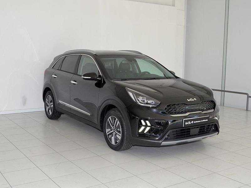 Usado Kia Niro 141 CV (103 kW) 2022 Negro SUV