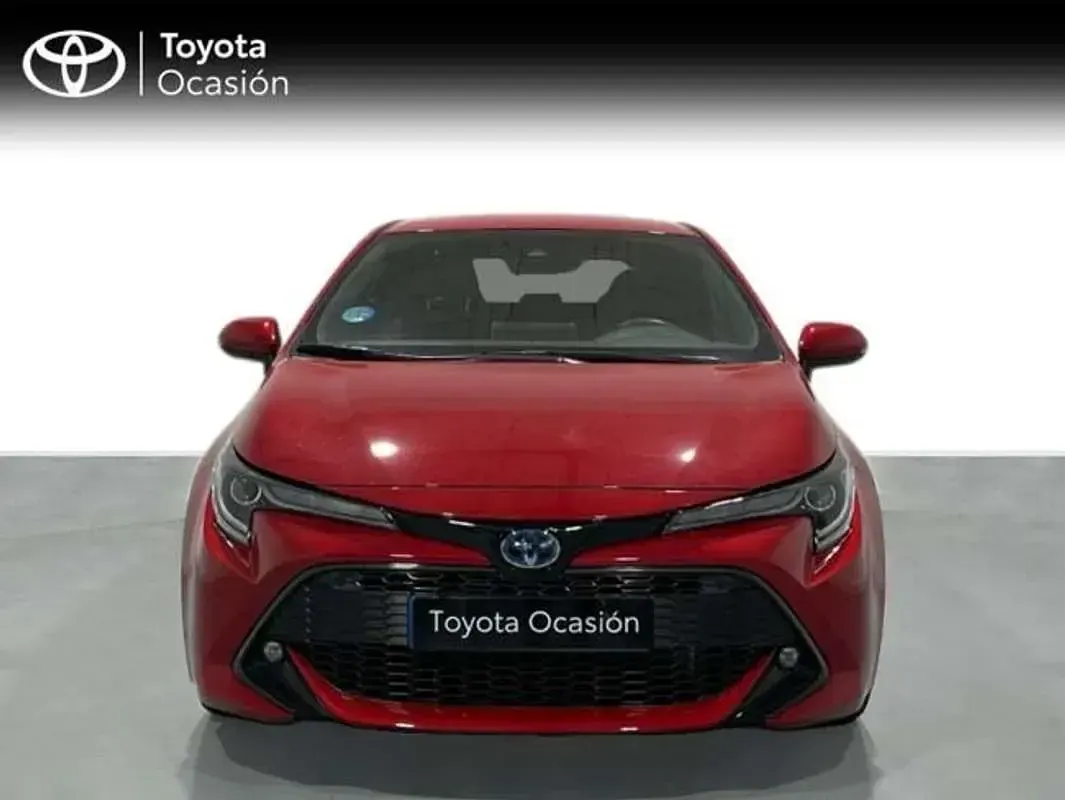 Usado Toyota Corolla Advance 179 CV (131 kW) 2019 Rojo Utilitario