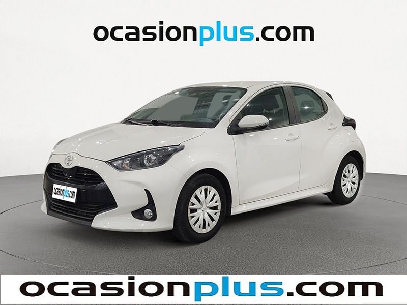 Blanco Usado 2023 Toyota Yaris Active Utilitario | 14.991 € (Precio justo) - Imagen 1/4