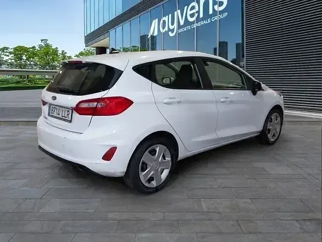 Usado Ford Fiesta Trend 75 CV (55 kW) 2020 Blanco Utilitario