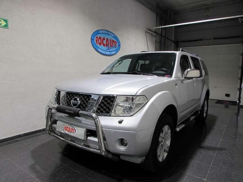 Plateado Usado 2005 Nissan Pathfinder SE SUV | 10.500 € (Buen precio) - Imagen 1/4