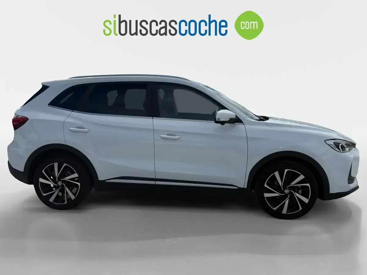 Usado MG ZS Luxury 197 CV (144 kW) 2025 Blanco SUV