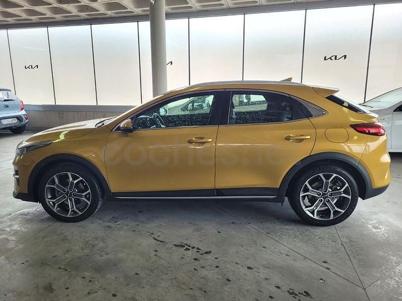 Usado Kia XCeed 120 CV (88 kW) 2021 Amarillo SUV