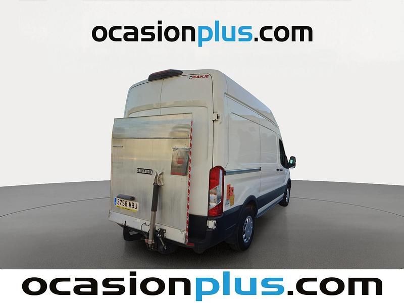 Usado Ford Transit Trend 130 CV (95 kW) 2022 Blanco Berlina