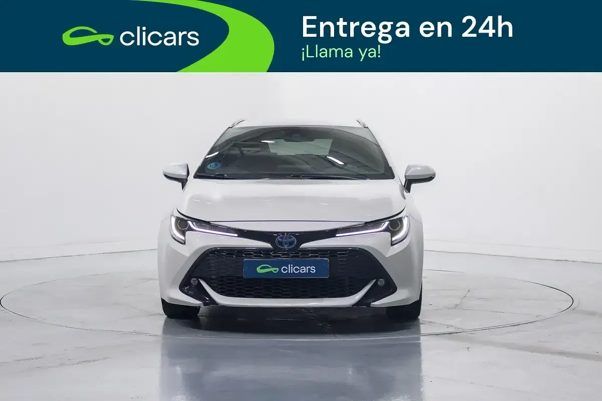 Usado Toyota Corolla Sport 180 CV (132 kW) 2019 Blanco Familiar