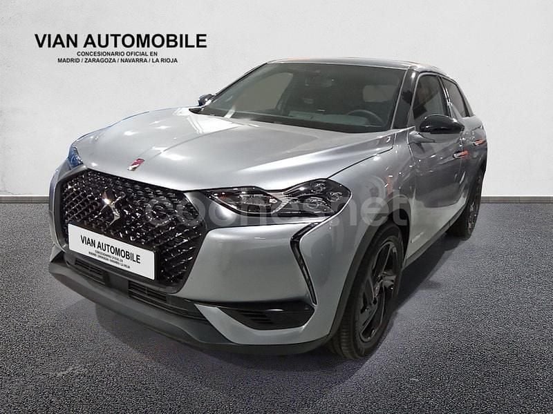 Gris / plata Usado 2022 DS Automobiles DS3 Crossback Performance SUV | 24.490 € (Caro) - Imagen 1/4