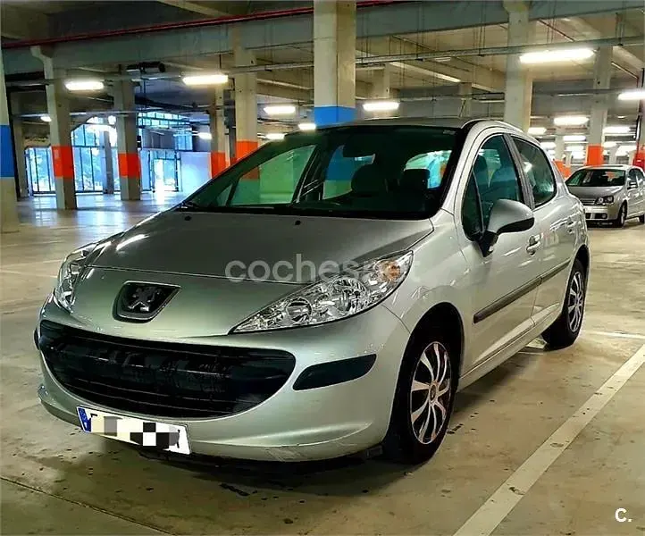 Usado Peugeot 207 75 CV (55 kW) 2008 Gris / plata Familiar