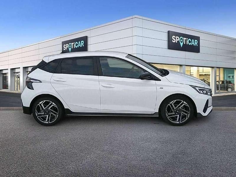 Usado Hyundai i20 N Line 80 CV (58 kW) 2024 Blanco Utilitario