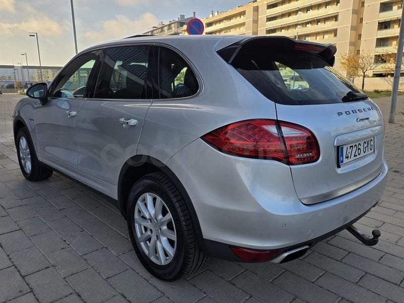 Usado Porsche Cayenne 380 CV (279 kW) 2010 Gris / plata SUV