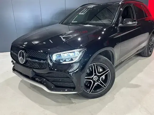 Usado Mercedes GLC300de 333 CV (244 kW) 2022 Negro SUV
