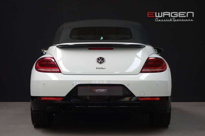 Usado VW Beetle Cabriolet R-line 150 CV (110 kW) 2018 Blanco Descapotable