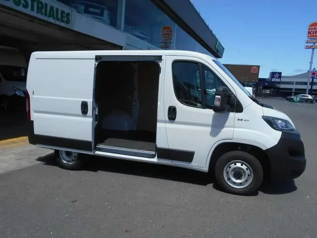 Usado Fiat Ducato 120 CV (88 kW) 2021 Blanco Van