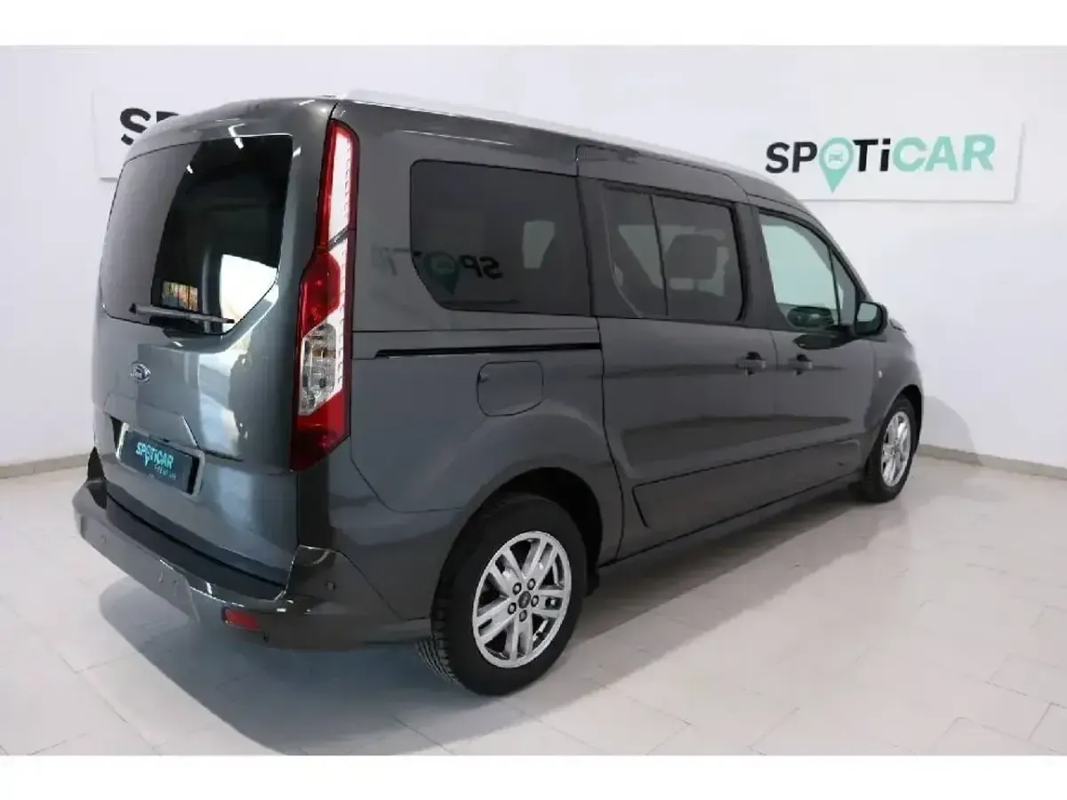 Usado Ford Tourneo Connect Titanium 100 CV (73 kW) 2019 Gris Monovolumen
