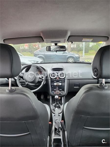 Usado Opel Corsa Color Edition 95 CV (69 kW) 2015 Gris / plata Utilitario