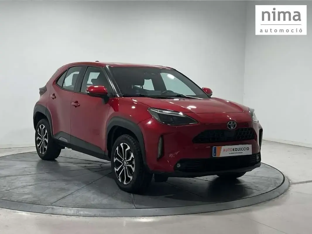 Usado Toyota Yaris Cross Active 116 CV (85 kW) 2023 Burdeos SUV