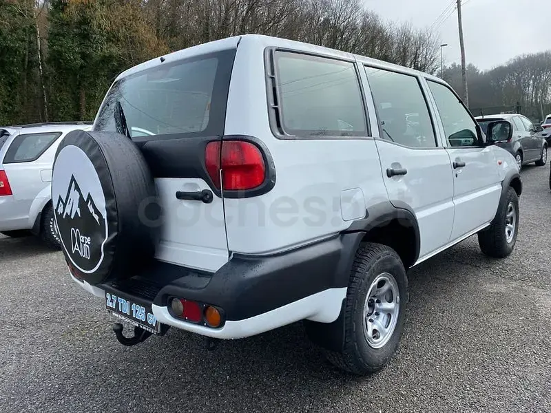 Usado Nissan Terrano 125 CV (91 kW) 2004 Blanco SUV