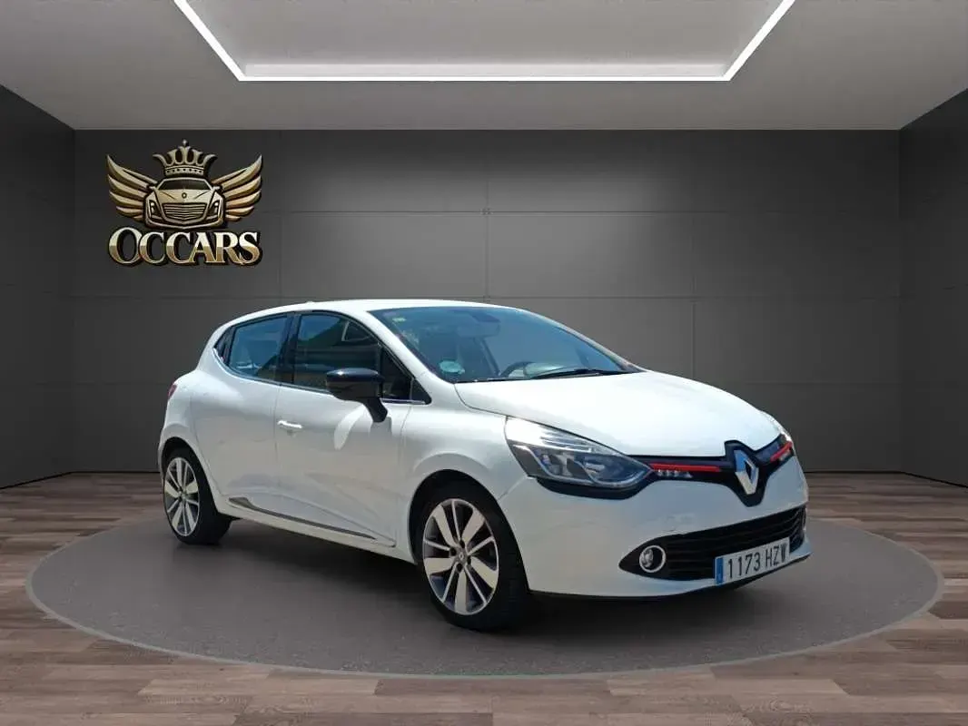 Usado Renault Clio IV 90 CV (66 kW) 2014 Blanco Utilitario