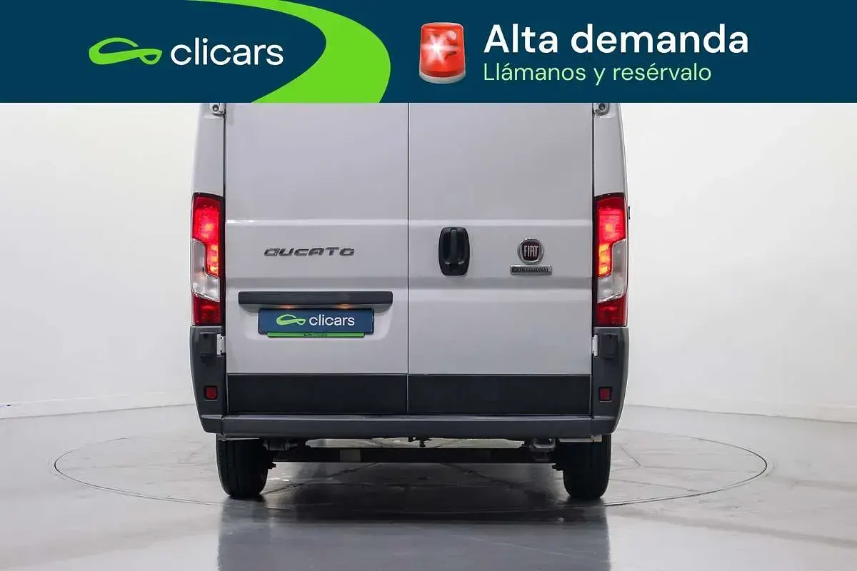 Usado Fiat Ducato 140 CV (102 kW) 2021 Blanco Van