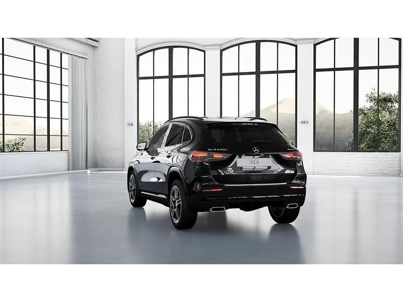 Nuevo Mercedes GLA220 190 CV (139 kW) 2025 Negro cosmos SUV