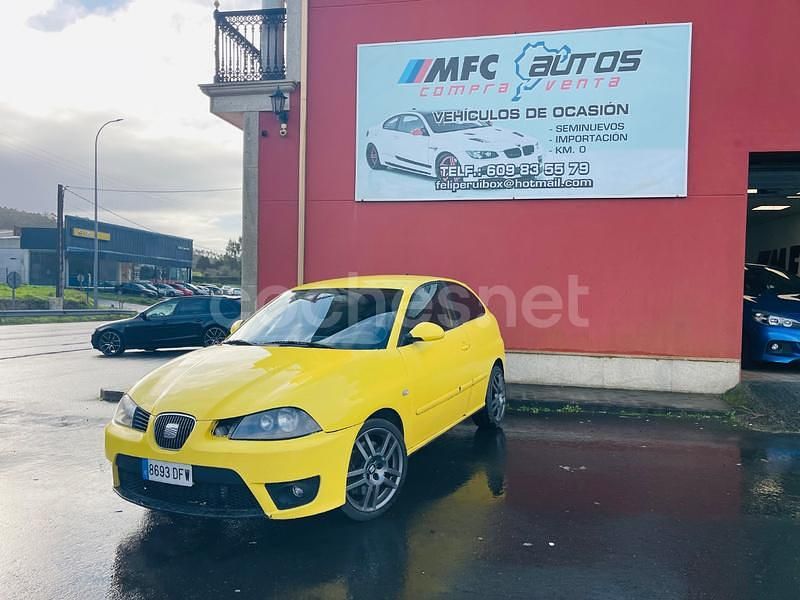 Usado Seat Ibiza CUPRA 160 CV (117 kW) 2005 Amarillo Utilitario
