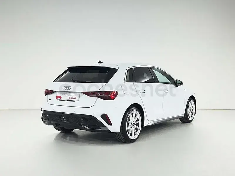 Usado Audi A3 S-Line 150 CV (110 kW) 2025 Blanco Berlina