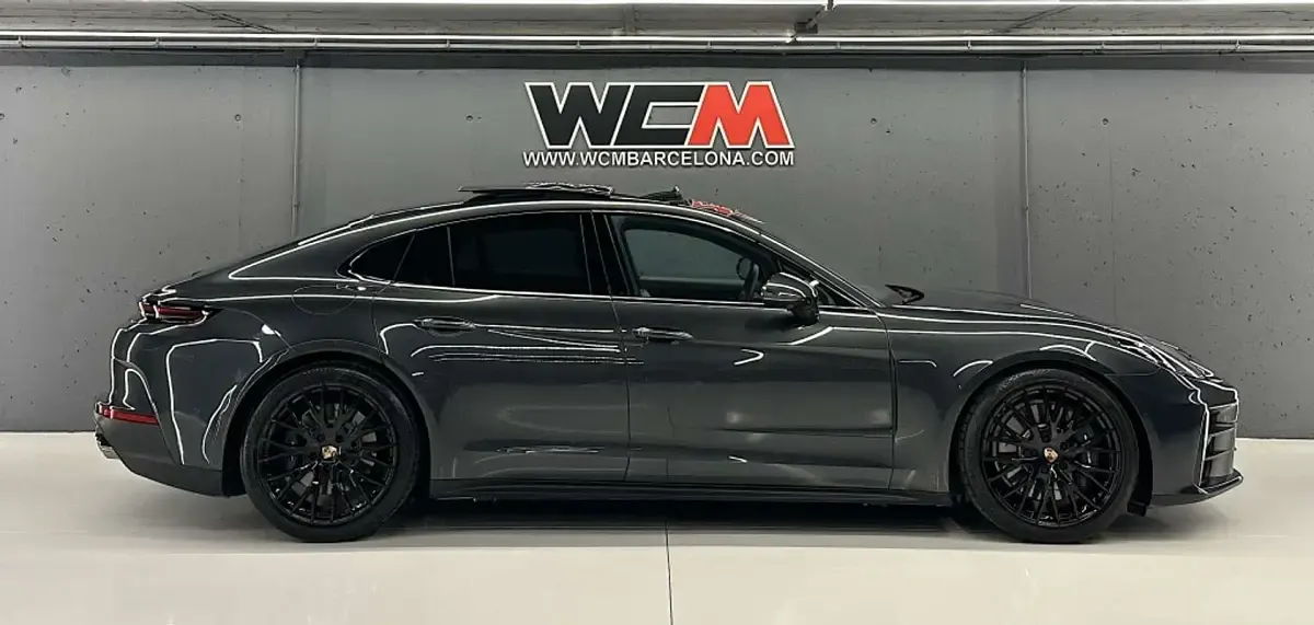 Usado Porsche Panamera 4 470 CV (345 kW) 2025 Gris / plata Berlina