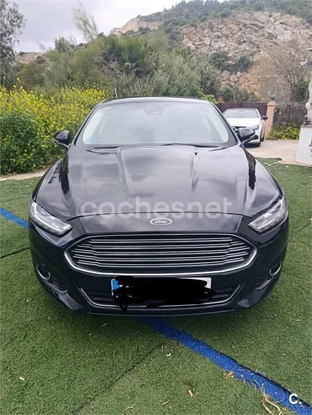 Usado Ford Mondeo Titanium 187 CV (137 kW) 2019 Negro Berlina