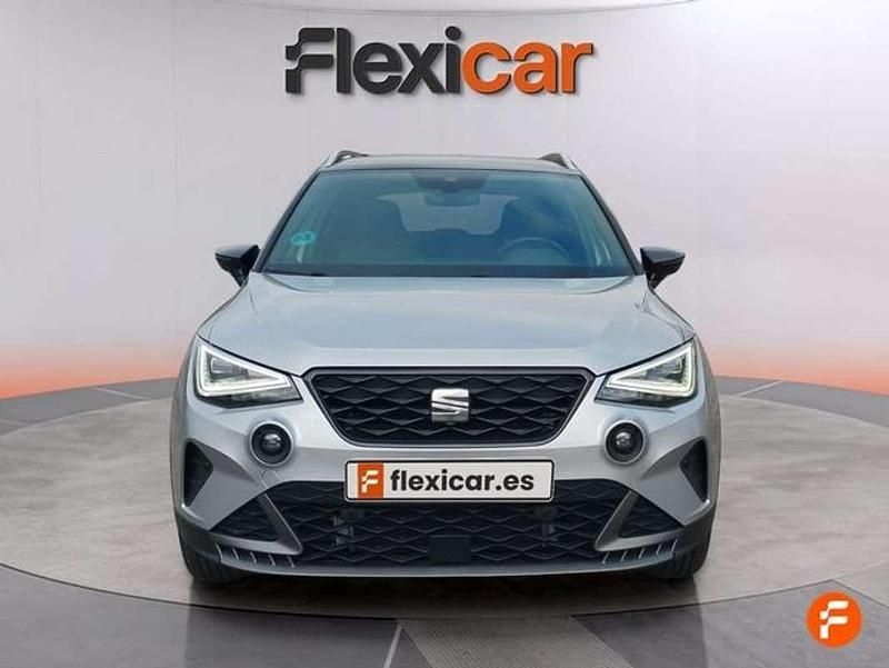 Usado Seat Arona FR 116 CV (85 kW) 2024 Gris SUV
