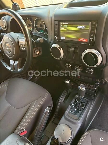 Usado Jeep Wrangler Sahara 200 CV (147 kW) 2015 Gris / plata SUV