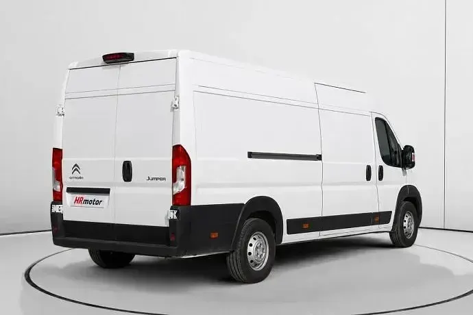 Usado Citroën Jumper 140 CV (102 kW) 2020 Blanco Monovolumen
