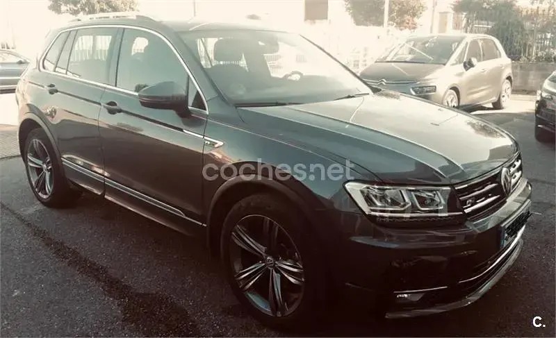Usado VW Tiguan Advance 150 CV (110 kW) 2019 Gris / plata SUV