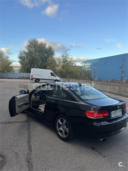 Begagnad BMW 320 170 HK (125 kW) 2007 Svart Sportkupé