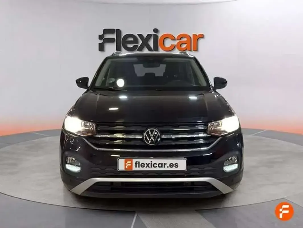 Usado VW T-Cross Advance 110 CV (80 kW) 2022 Negro SUV
