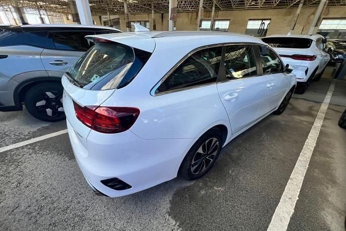 Usado Kia Ceed 141 CV (103 kW) 2024 Utilitario